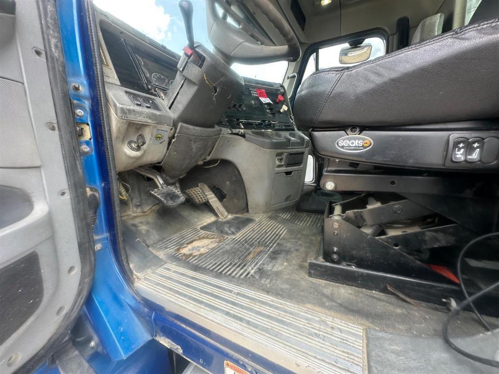 2007 FREIGHTLINER COLUMBIA
