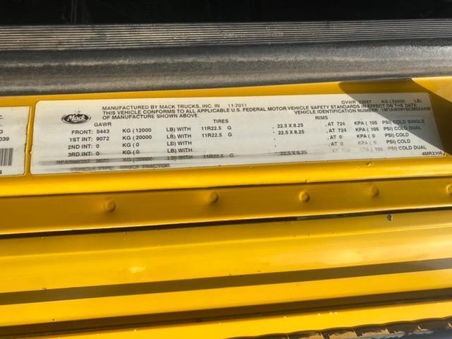 2012 MACK PINNACLE CXU613