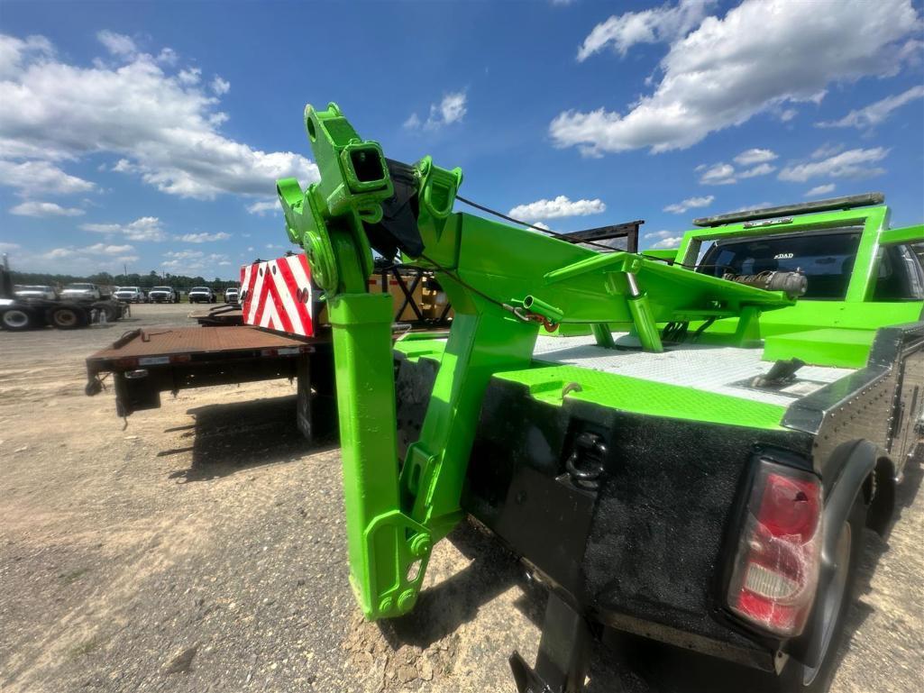 2004 FORD F750