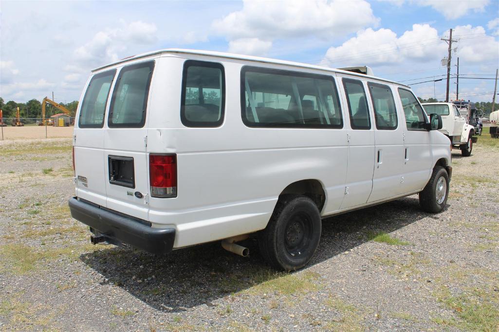 2014 FORD E-350