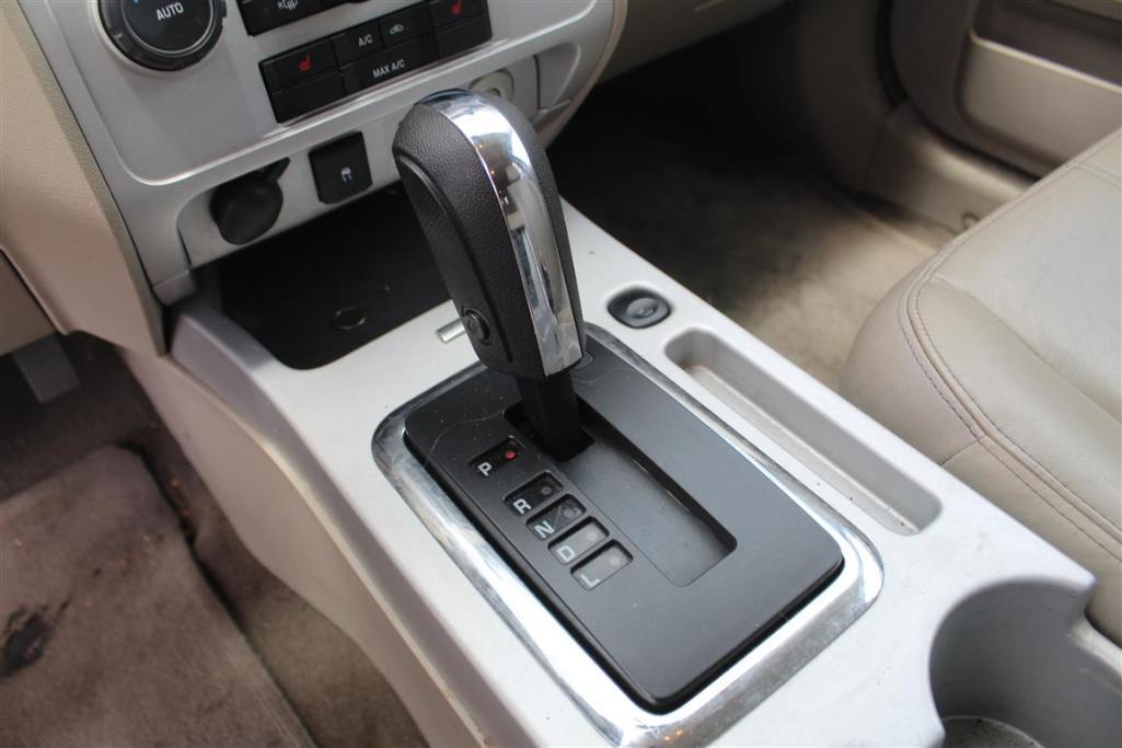 2011 MERCURY MARINER