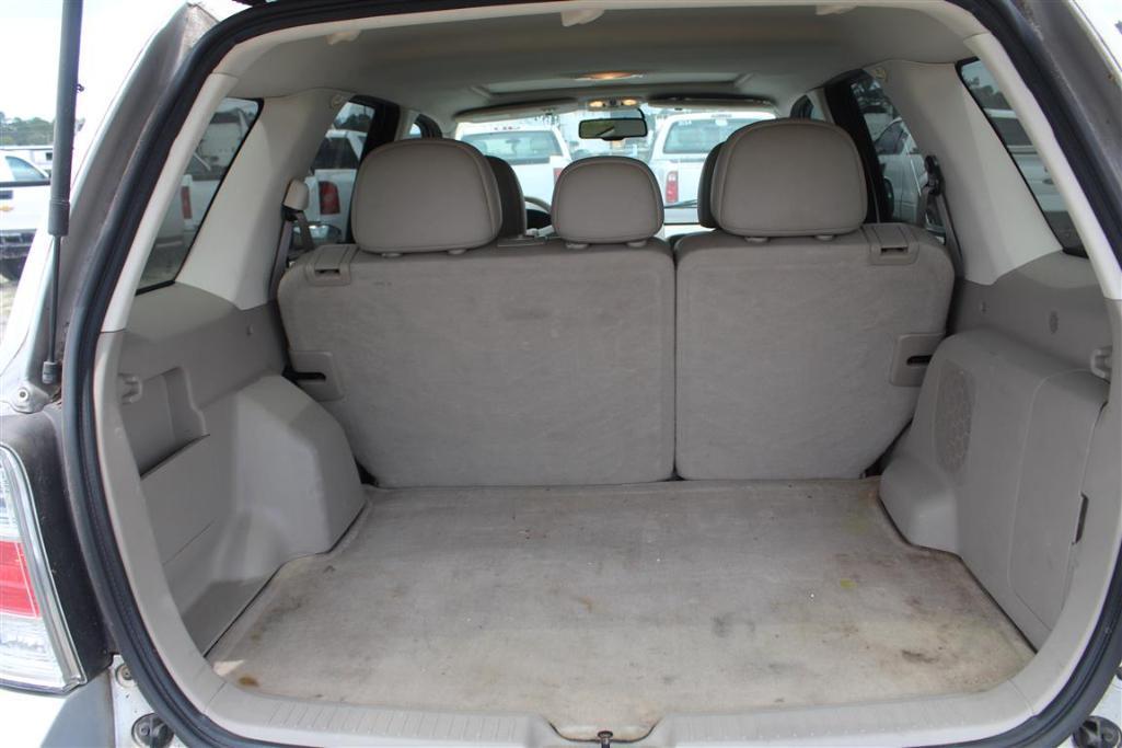 2011 MERCURY MARINER