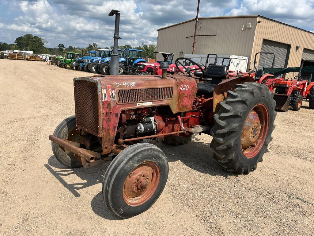 INTERNATIONAL B275 TRACTOR