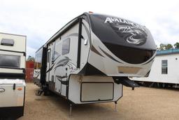 2015 KEYSTONE AVALANCHE 36FT TRAVEL TRAILER