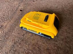 DEWALT 12V DRILL