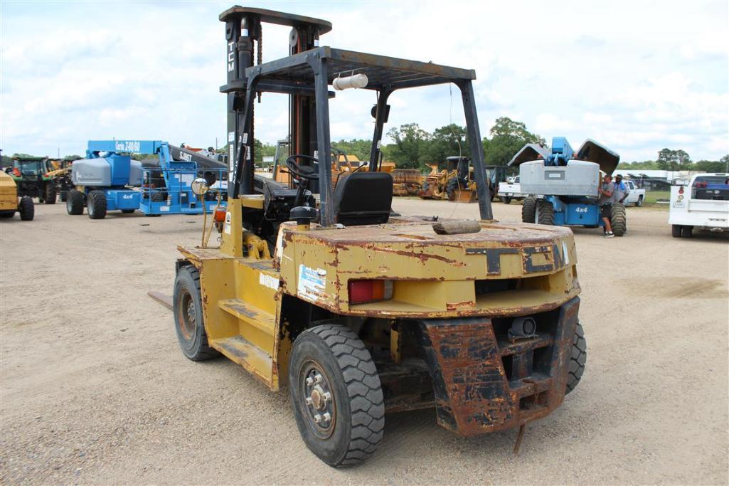 TCM FD70 FORKLIFT