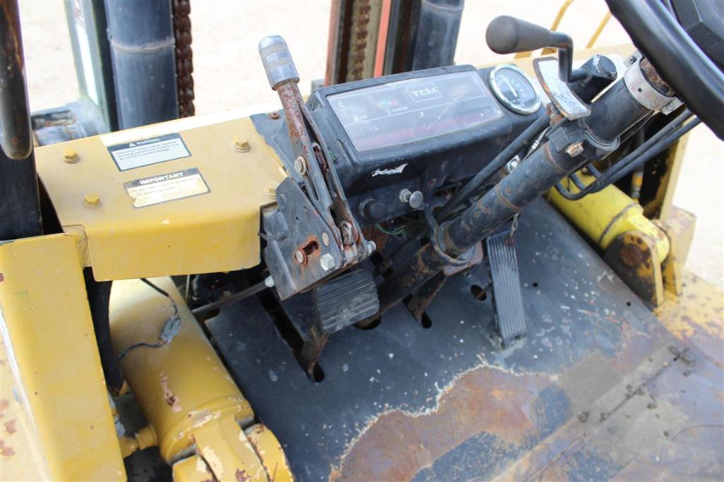 TCM FD70 FORKLIFT