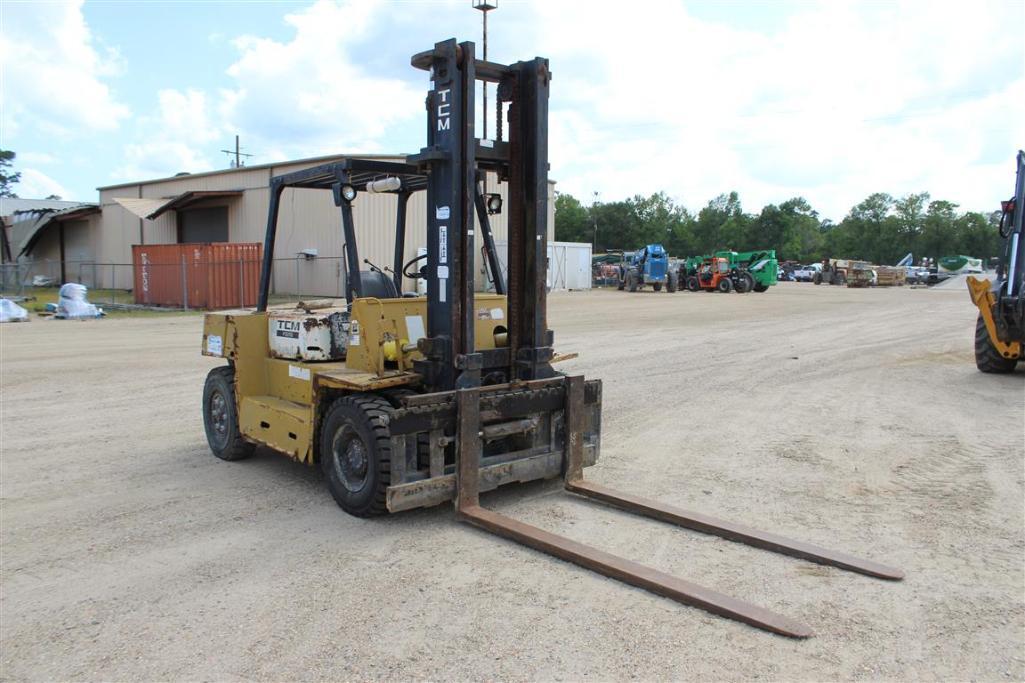 TCM FD70 FORKLIFT