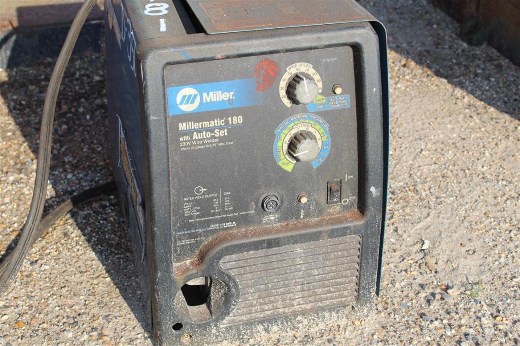 MILLER MILLERMATIC 180 WITH AUTO SET