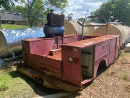 SERVICE BED WITH COMPRESSOR