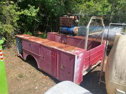 SERVICE BED WITH COMPRESSOR