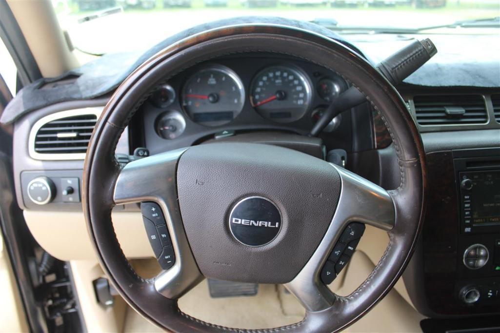 2007 GMC DENALI