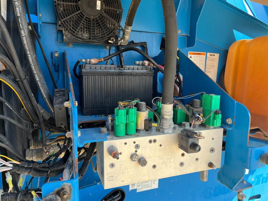 2008 GENIE S60 4X4 TELESCOPIC BOOM LIFT