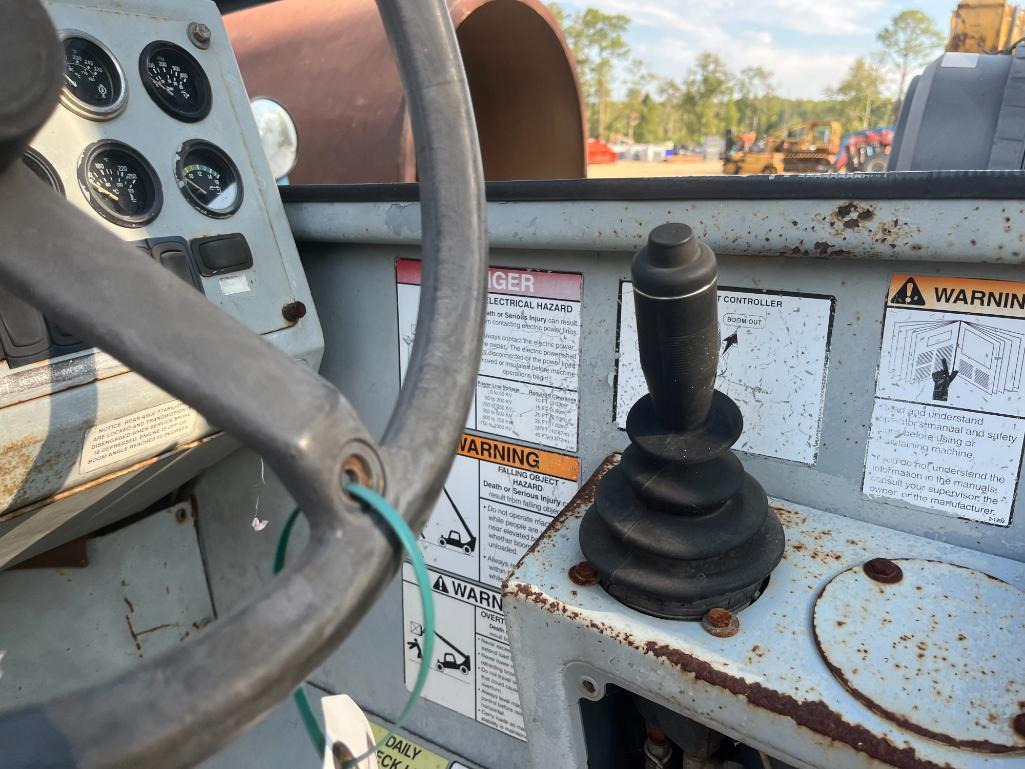 GENIE GHT1056 FORKLIFT