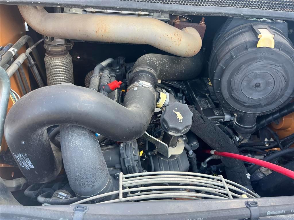 2018 CASE TR310