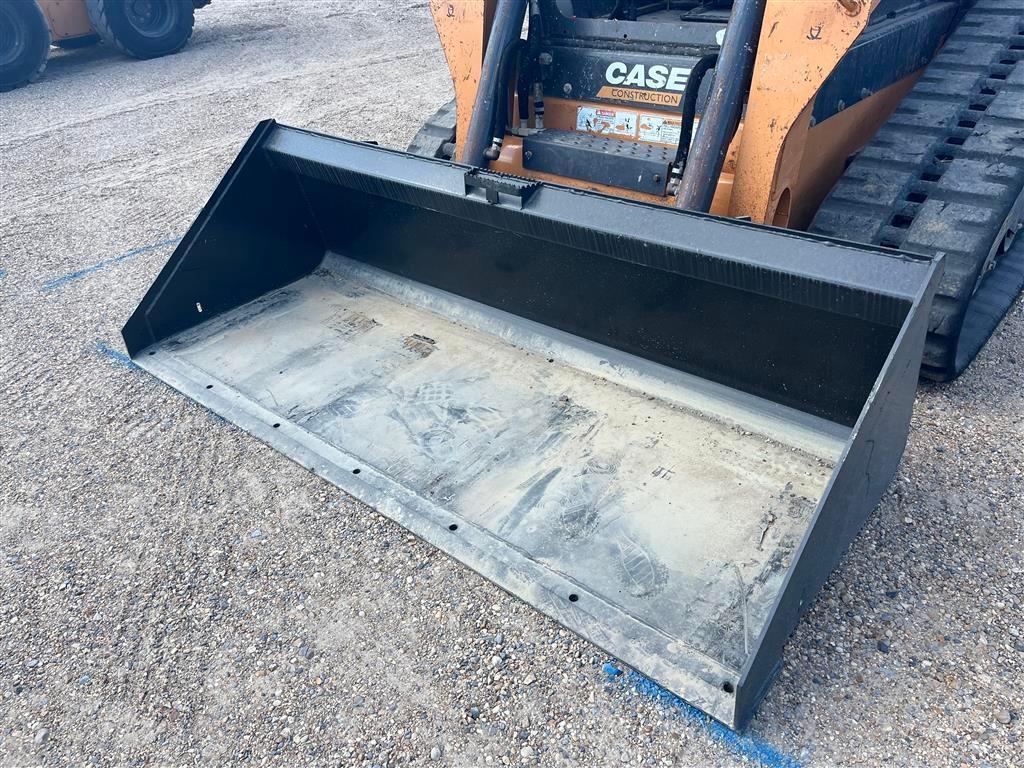 2018 CASE TR310