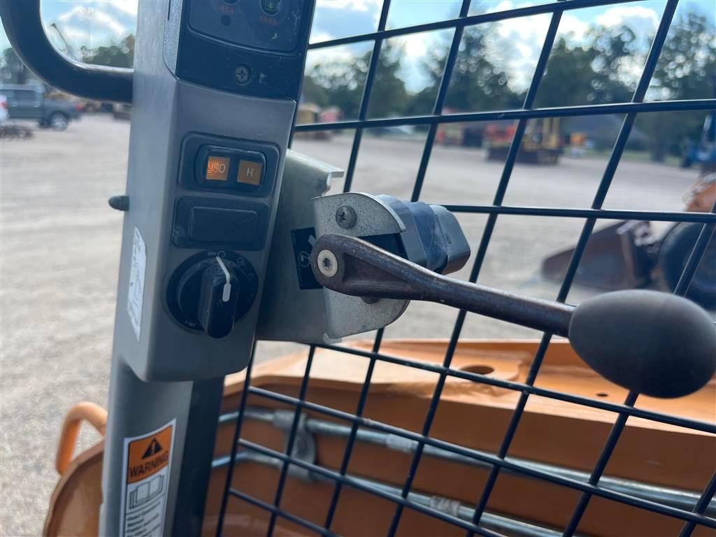 2018 CASE TR310