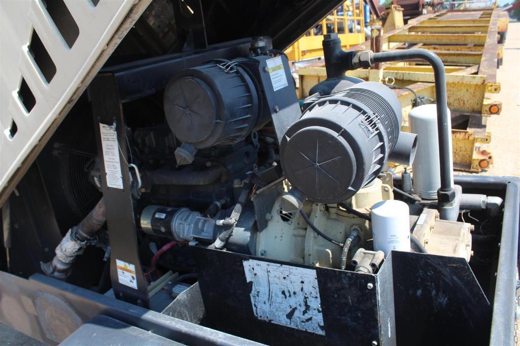 2011 DOOSAN C185CFM MOBILE AIR COMPRESSOR