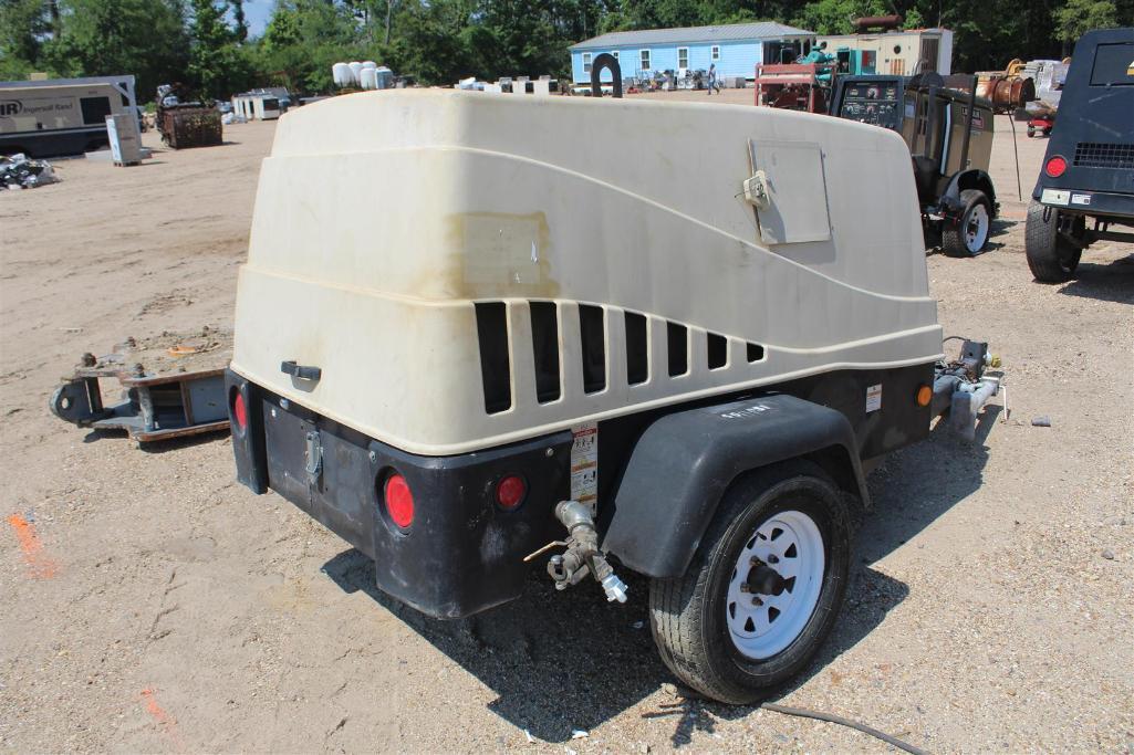 2011 DOOSAN C185CFM MOBILE AIR COMPRESSOR