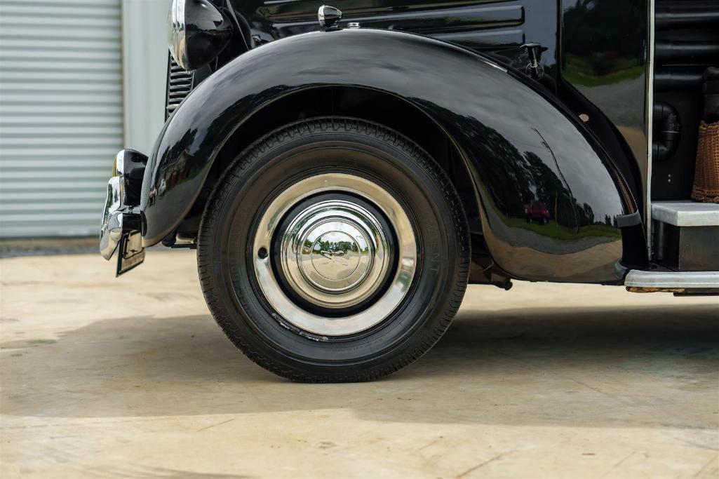 1957 AUSTIN FX3 TAXI