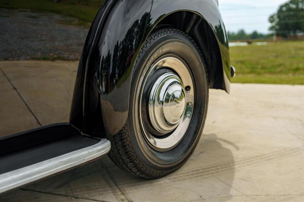 1957 AUSTIN FX3 TAXI