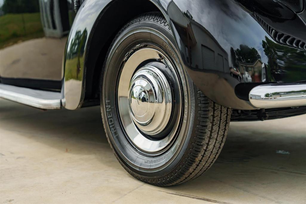 1957 AUSTIN FX3 TAXI