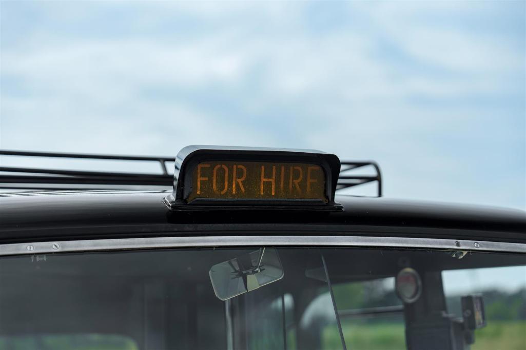 1957 AUSTIN FX3 TAXI