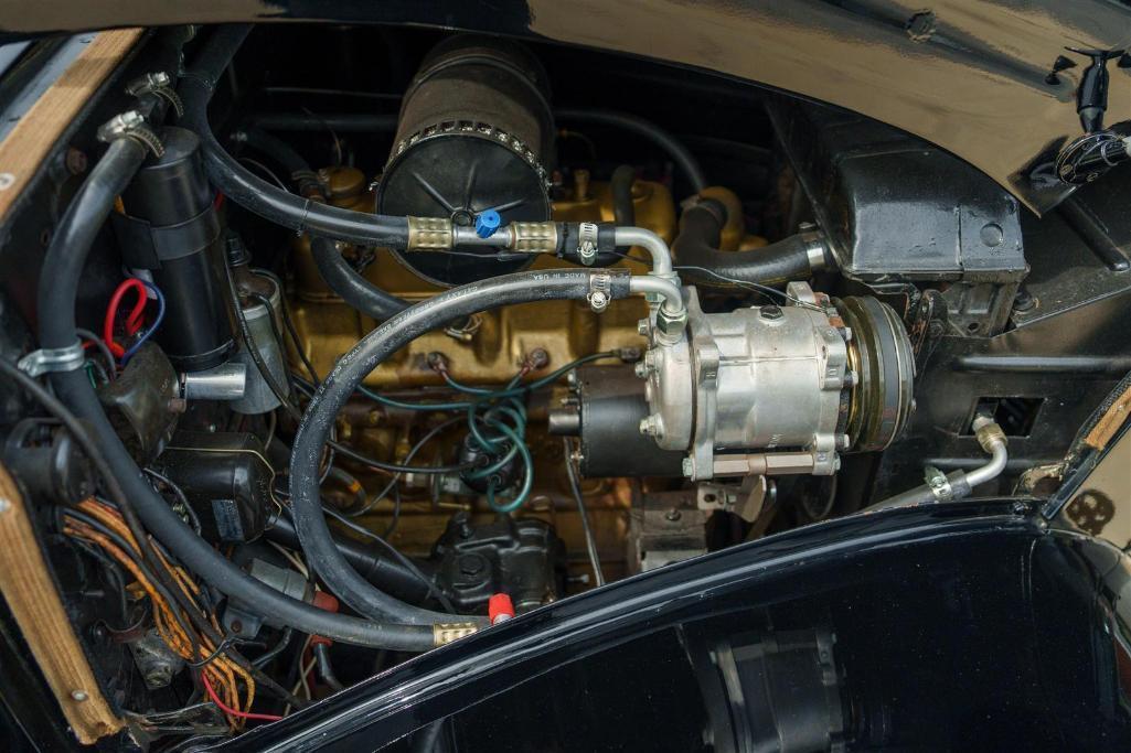 1957 AUSTIN FX3 TAXI