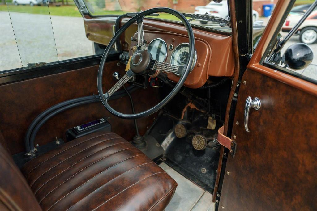 1957 AUSTIN FX3 TAXI
