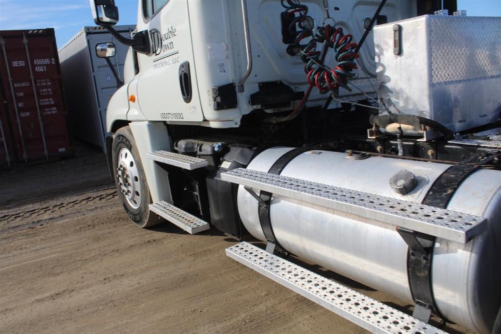 2012 FREIGHTLINER