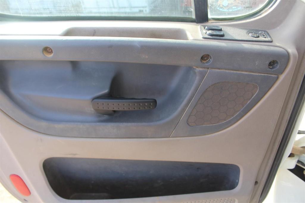 2012 FREIGHTLINER