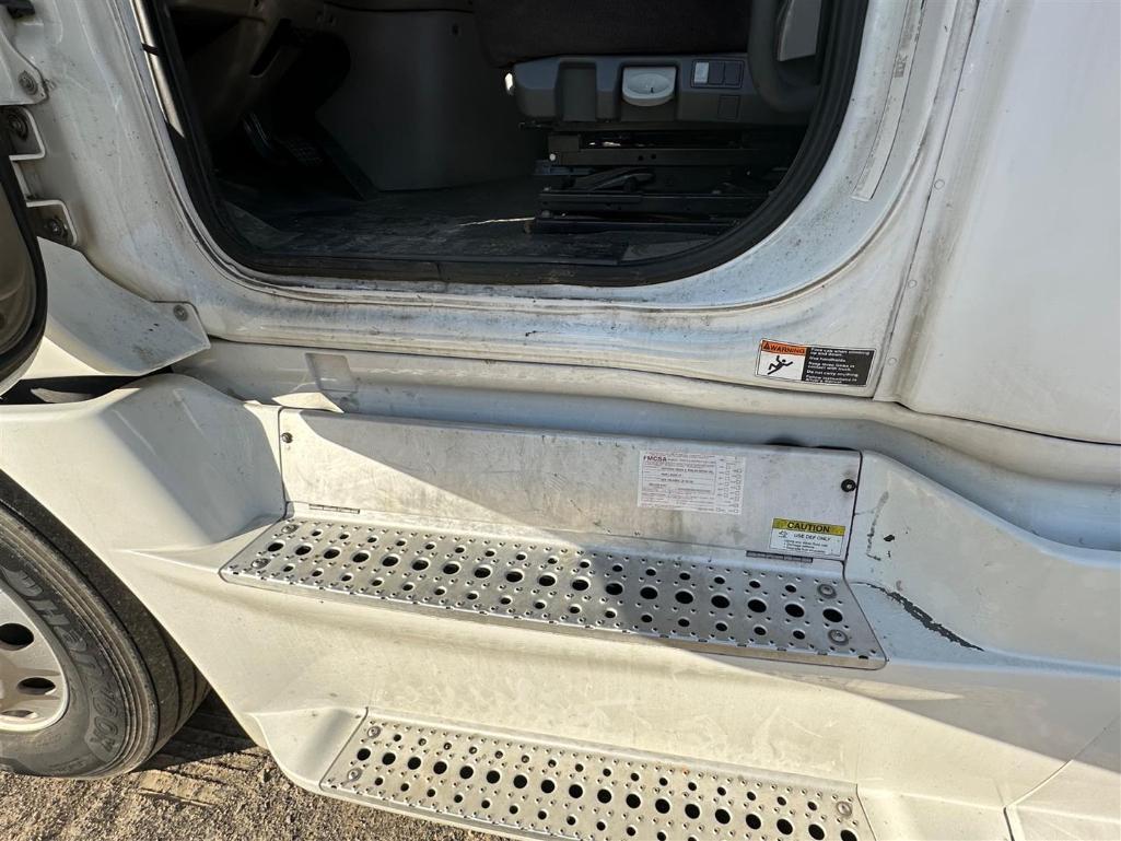 2016 FREIGHTLINER CASCADIA EVOLUTION