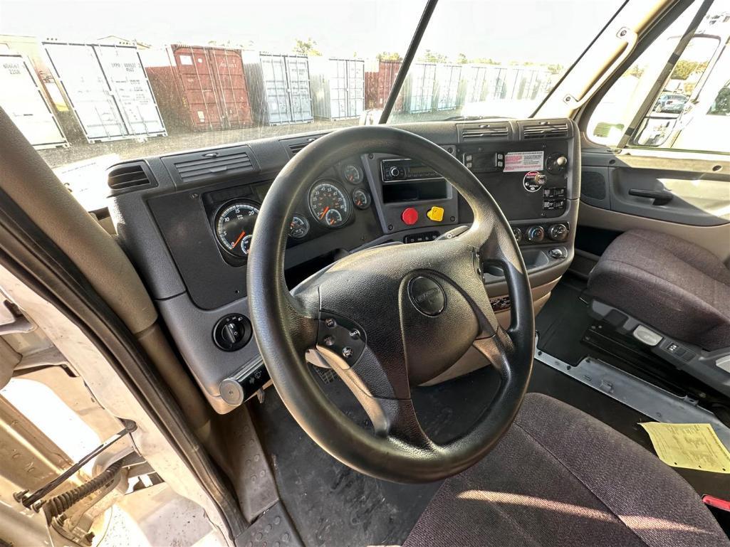 2016 FREIGHTLINER CASCADIA EVOLUTION