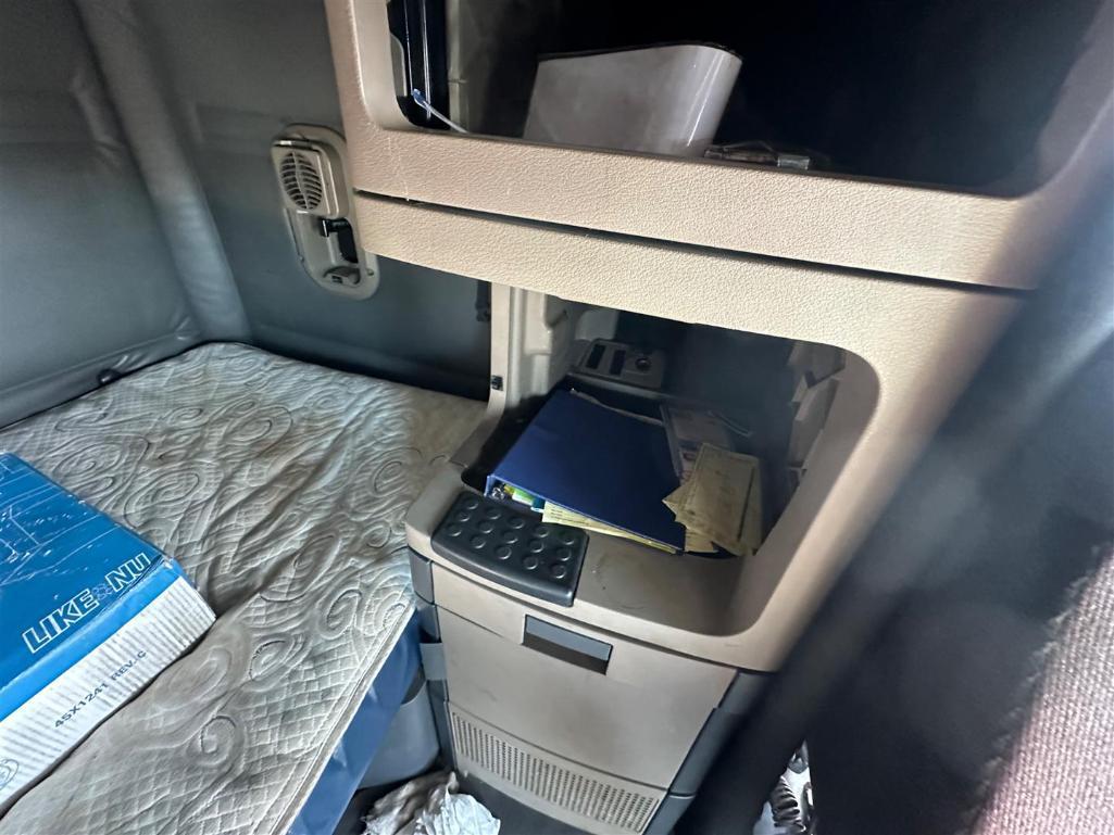 2016 FREIGHTLINER CASCADIA EVOLUTION
