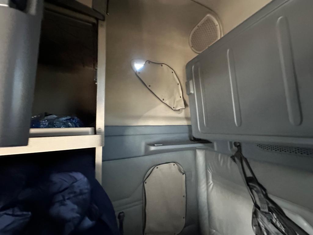 2016 FREIGHTLINER CASCADIA EVOLUTION