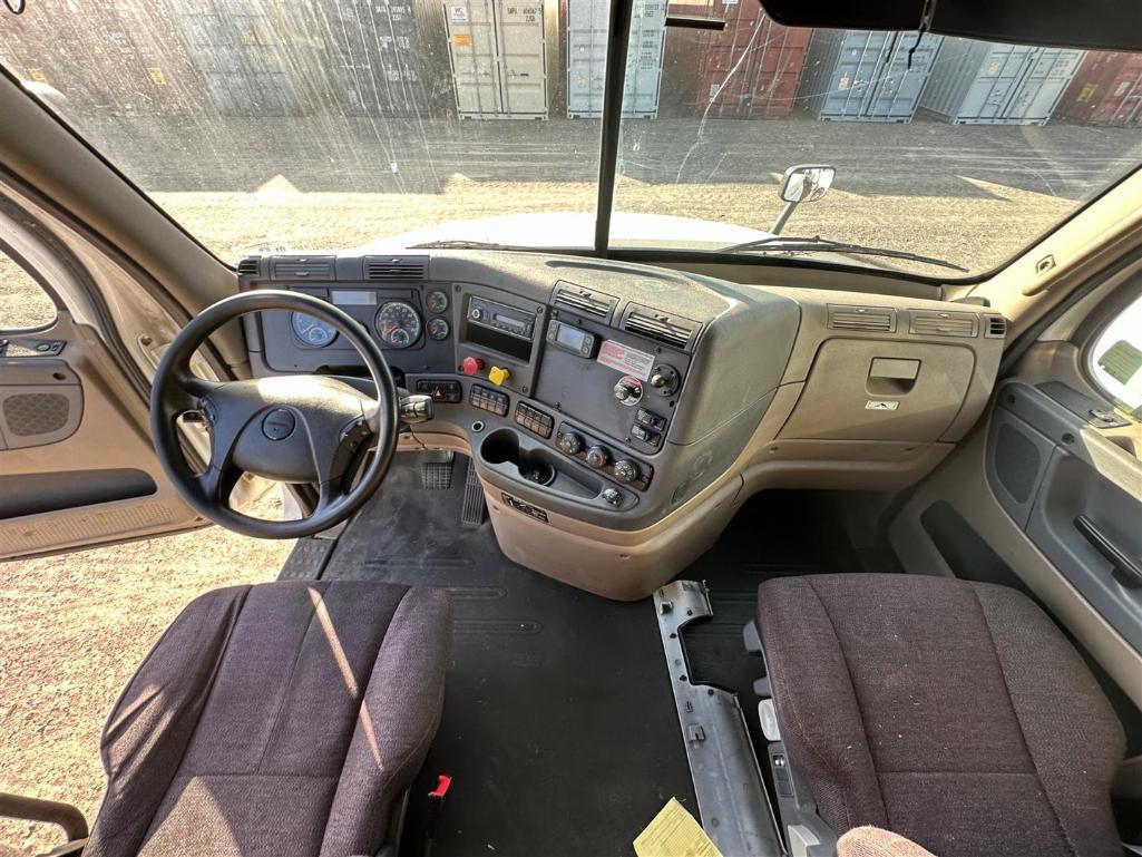 2016 FREIGHTLINER CASCADIA EVOLUTION