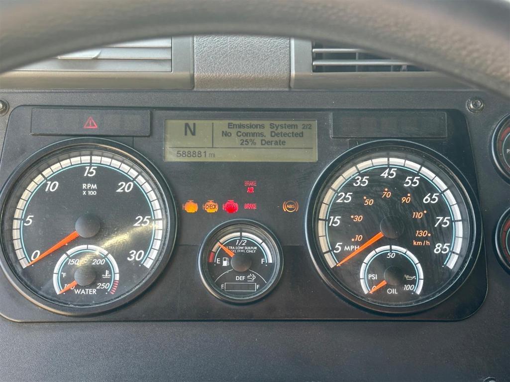 2016 FREIGHTLINER CASCADIA EVOLUTION