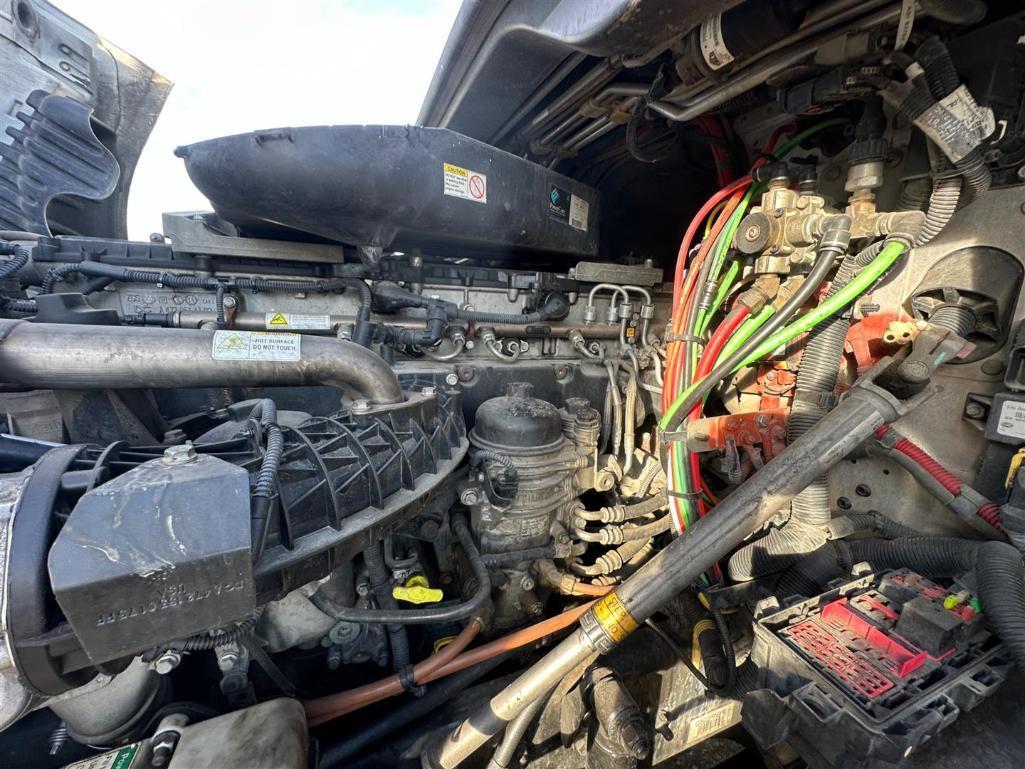 2016 FREIGHTLINER CASCADIA EVOLUTION