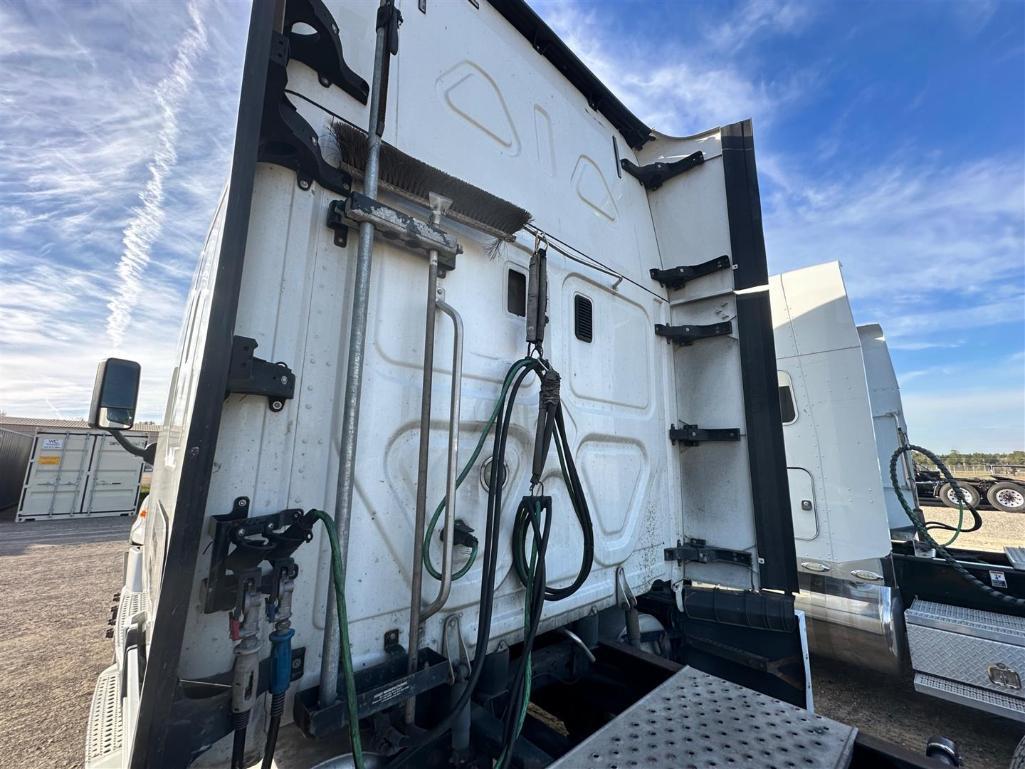 2016 FREIGHTLINER CASCADIA EVOLUTION
