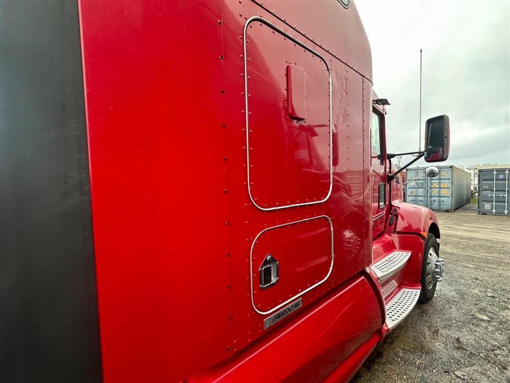 2010 KENWORTH T660