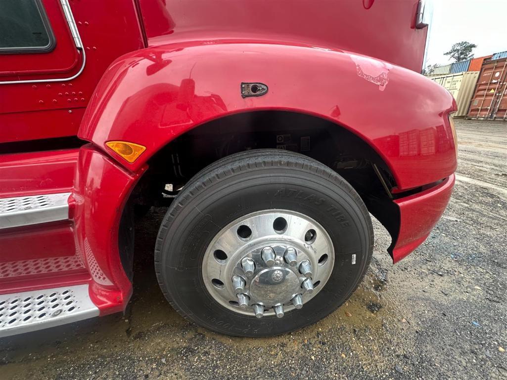 2010 KENWORTH T660