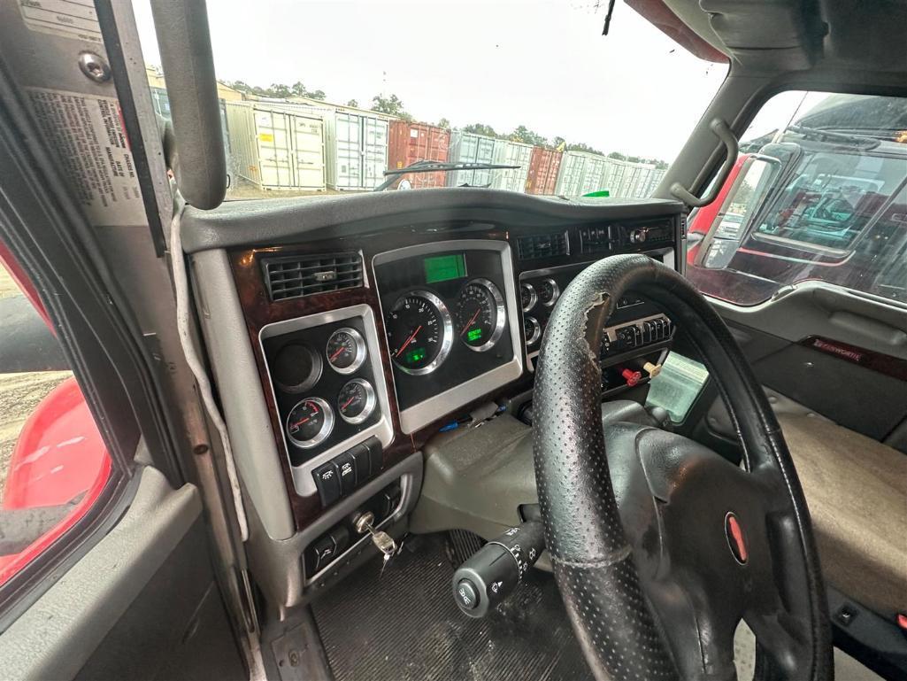 2010 KENWORTH T660
