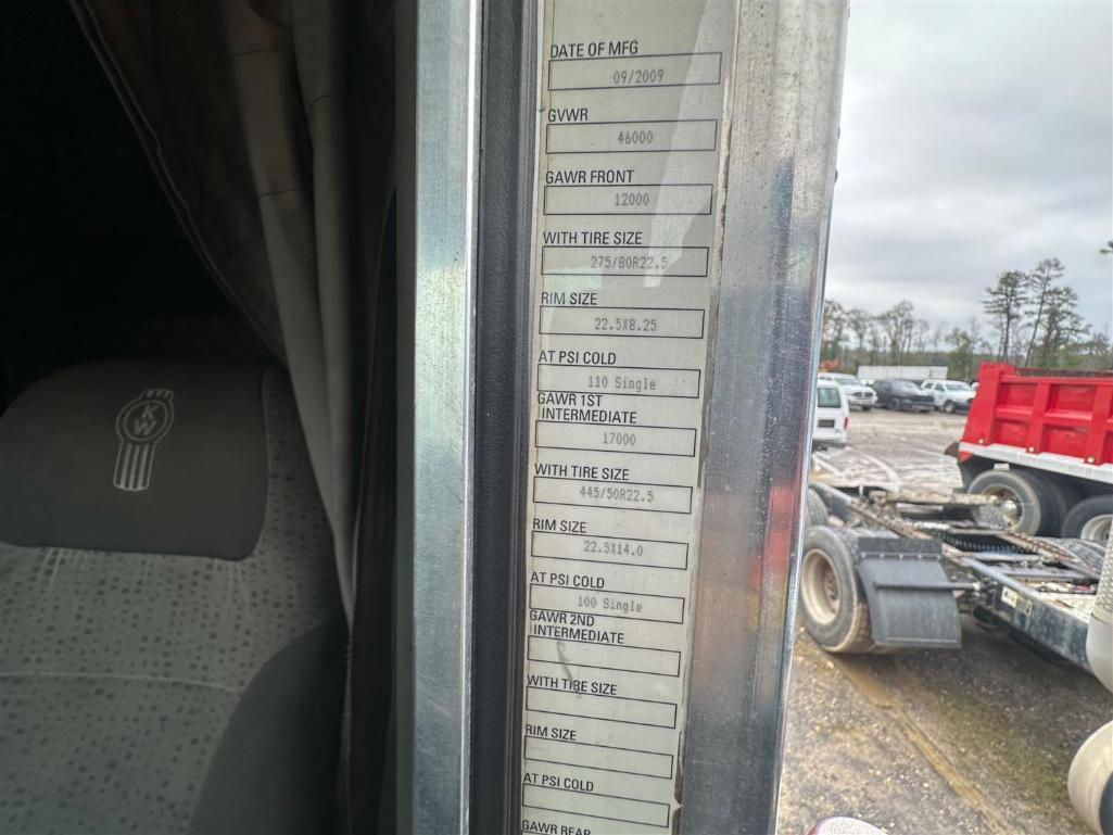 2010 KENWORTH T660