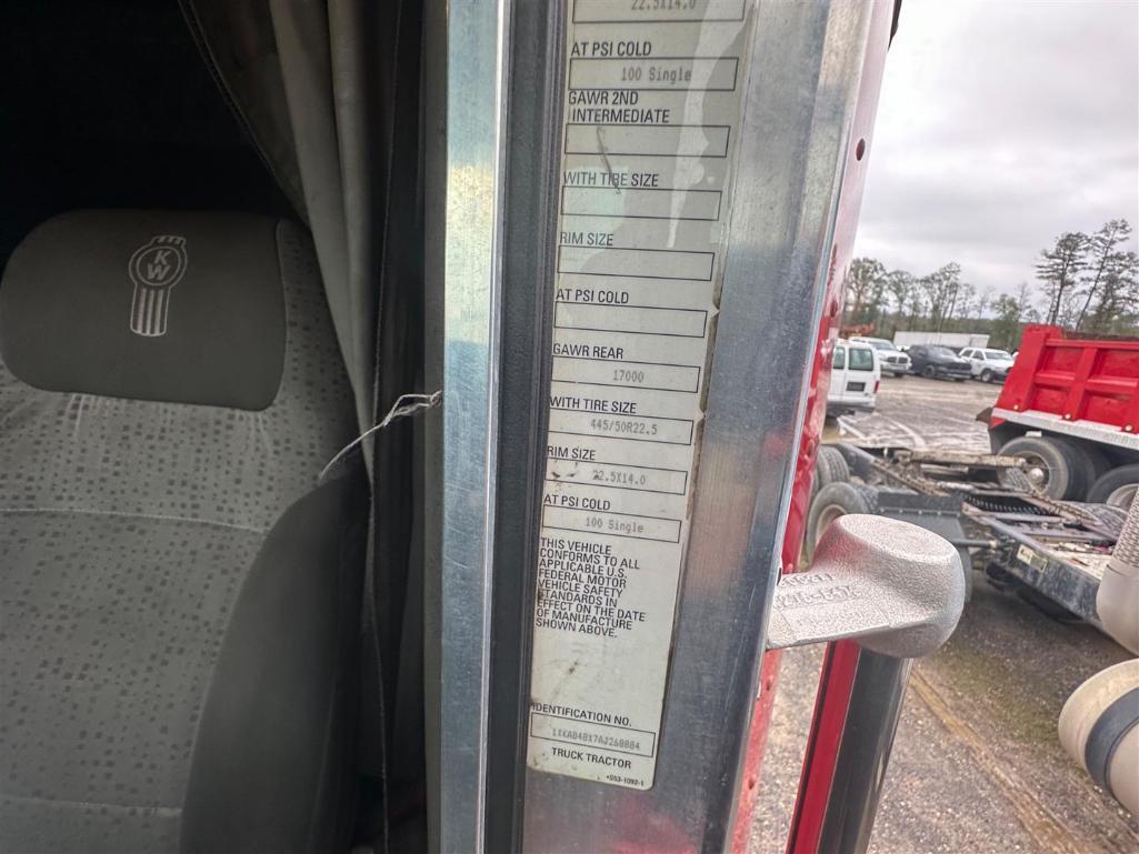 2010 KENWORTH T660