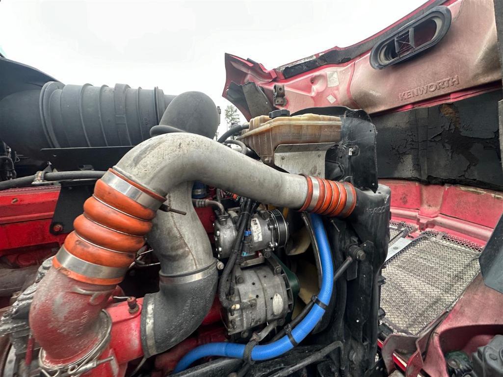 2010 KENWORTH T660