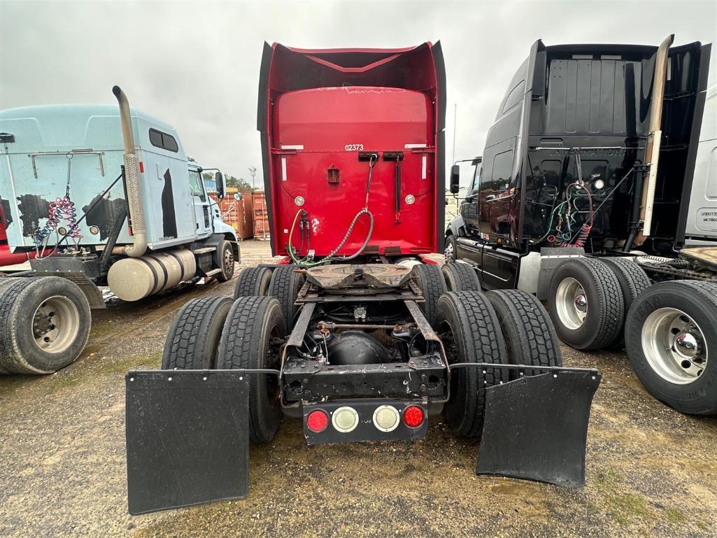 2010 KENWORTH T660