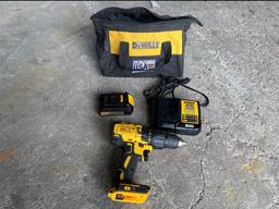 DEWALT DCD778 CORDLESS DRILL SET