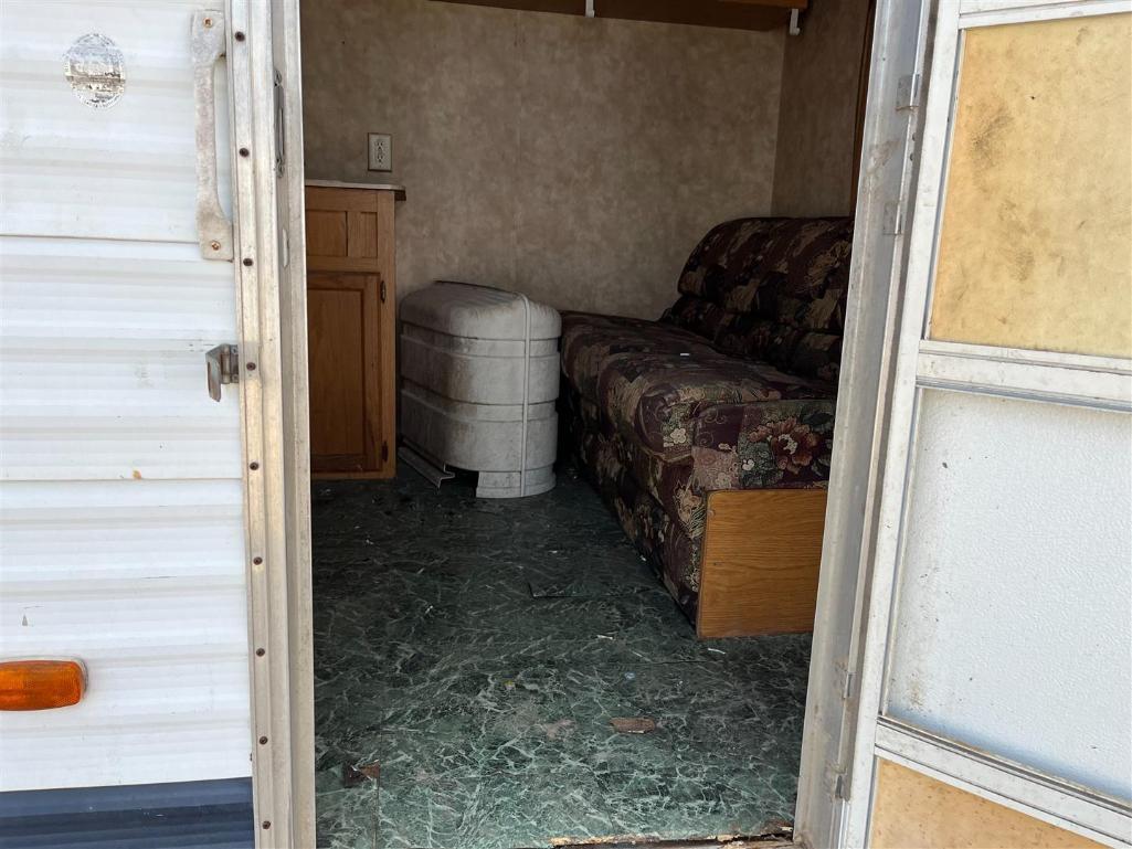 2006 CMENT 26FT TRAVEL TRAILER