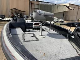 17FT FISHING BOAT WITH TRAILER | NO TITLE