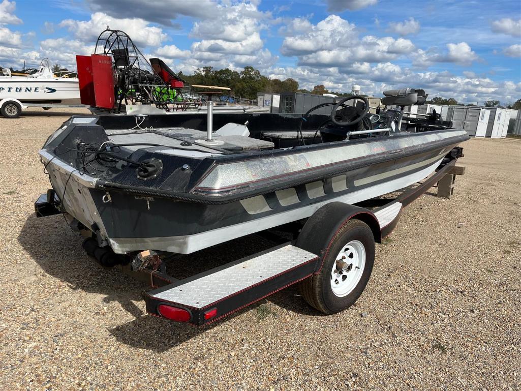 17FT FISHING BOAT WITH TRAILER | NO TITLE
